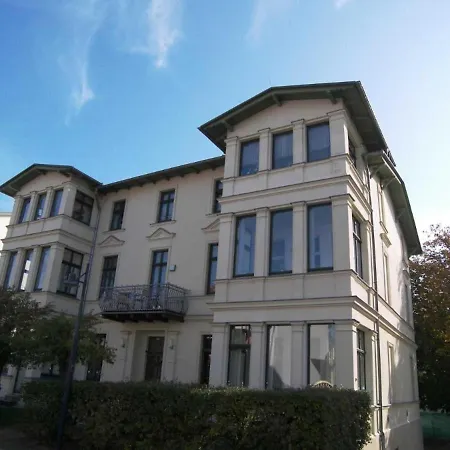 ヴィラ Goodewind *